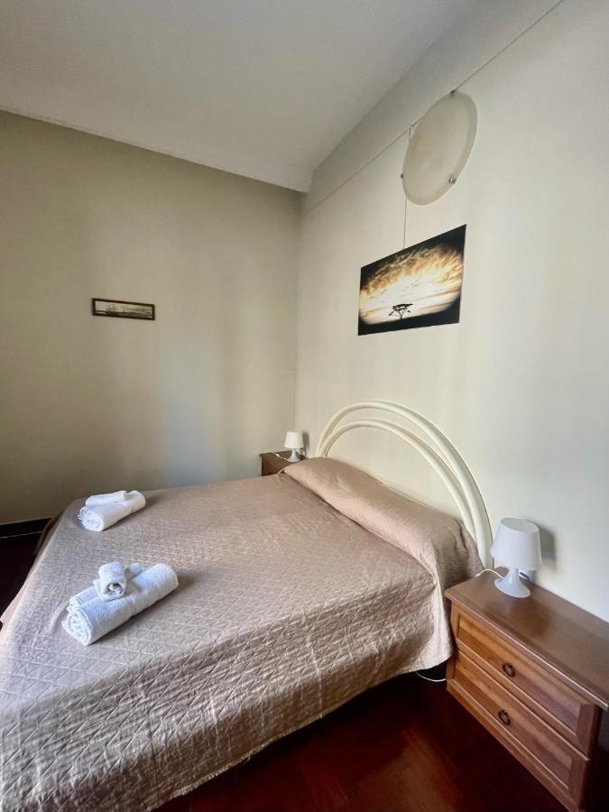 Apartament Dimora Di Maury A Due Passi Dai Trasporti E Da Ballaro Palermo Buitenkant foto