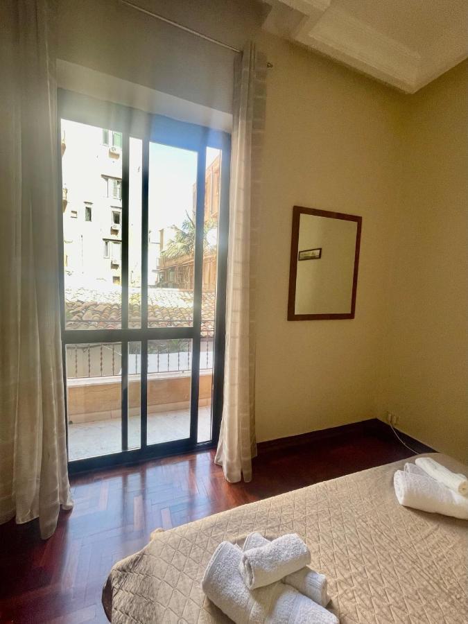 Apartament Dimora Di Maury A Due Passi Dai Trasporti E Da Ballaro Palermo Buitenkant foto