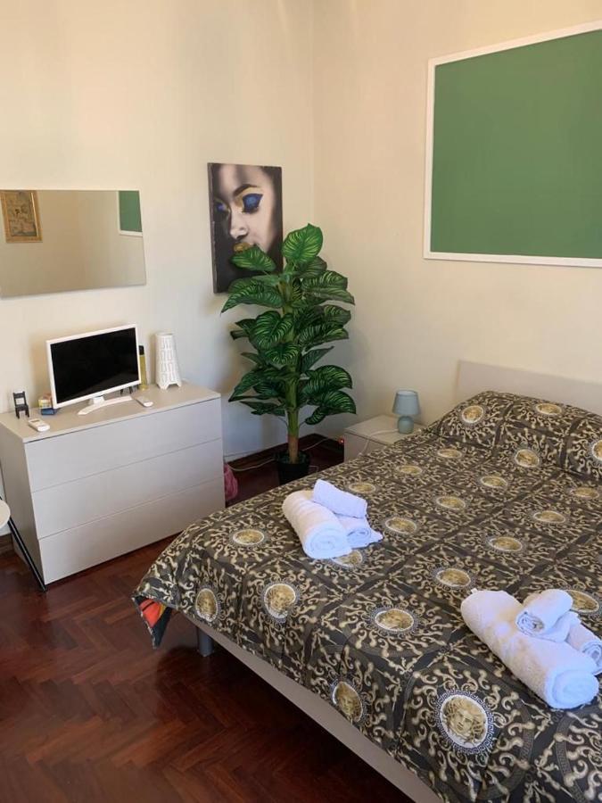 Apartament Dimora Di Maury A Due Passi Dai Trasporti E Da Ballaro Palermo Buitenkant foto