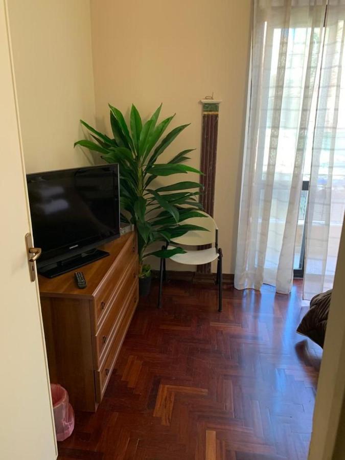 Apartament Dimora Di Maury A Due Passi Dai Trasporti E Da Ballaro Palermo Buitenkant foto