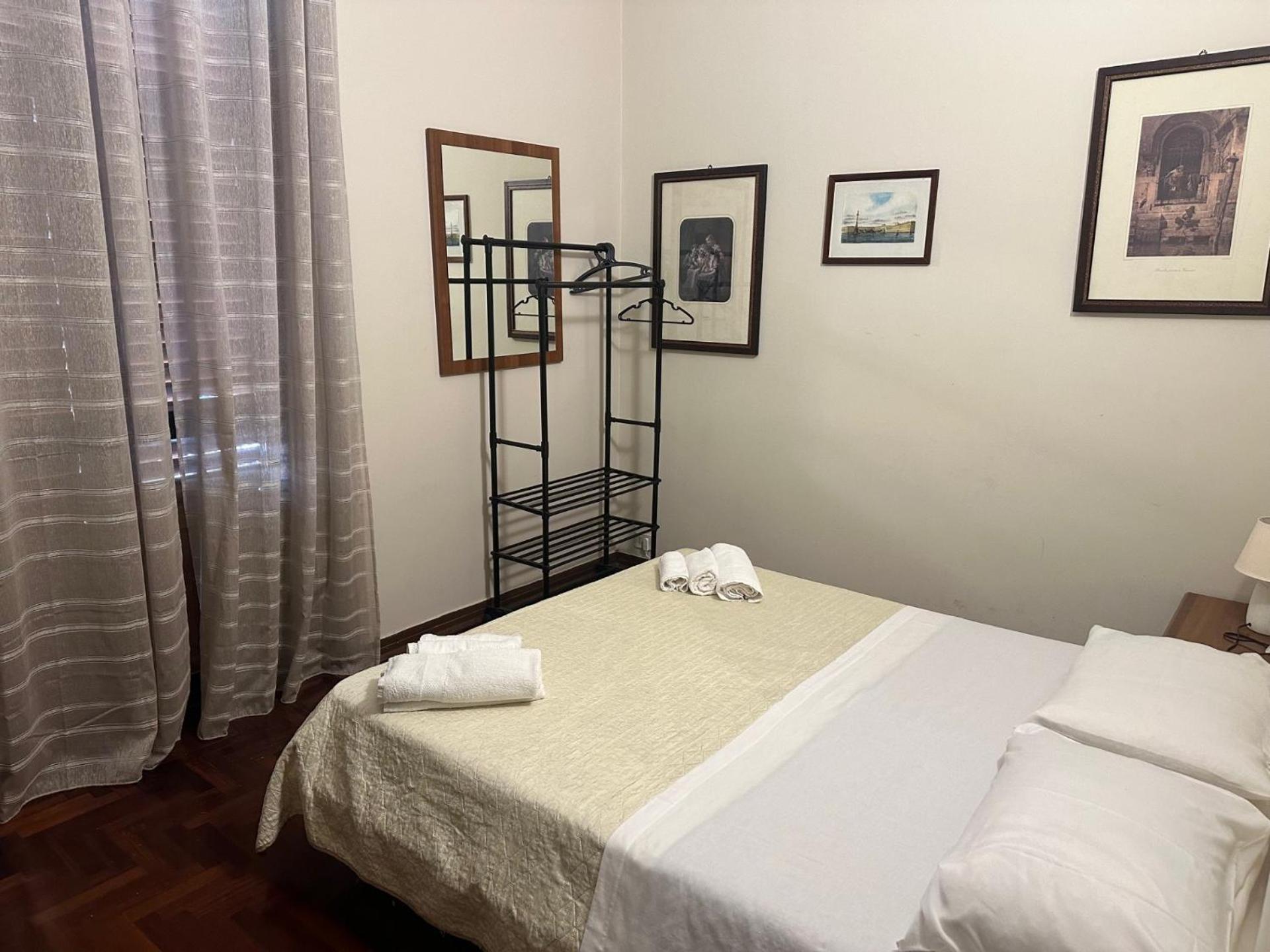 Apartament Dimora Di Maury A Due Passi Dai Trasporti E Da Ballaro Palermo Buitenkant foto