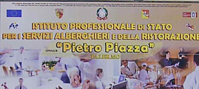 Apartament Dimora Di Maury A Due Passi Dai Trasporti E Da Ballaro Palermo Buitenkant foto